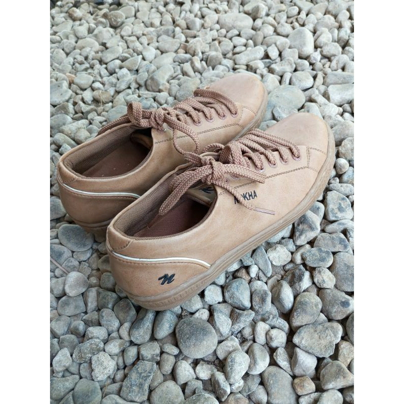 Preloved tas sandal sepatu branded baju gamis mukena