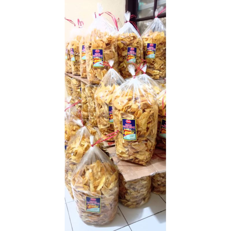 

keripik pisang kepok cap sempol