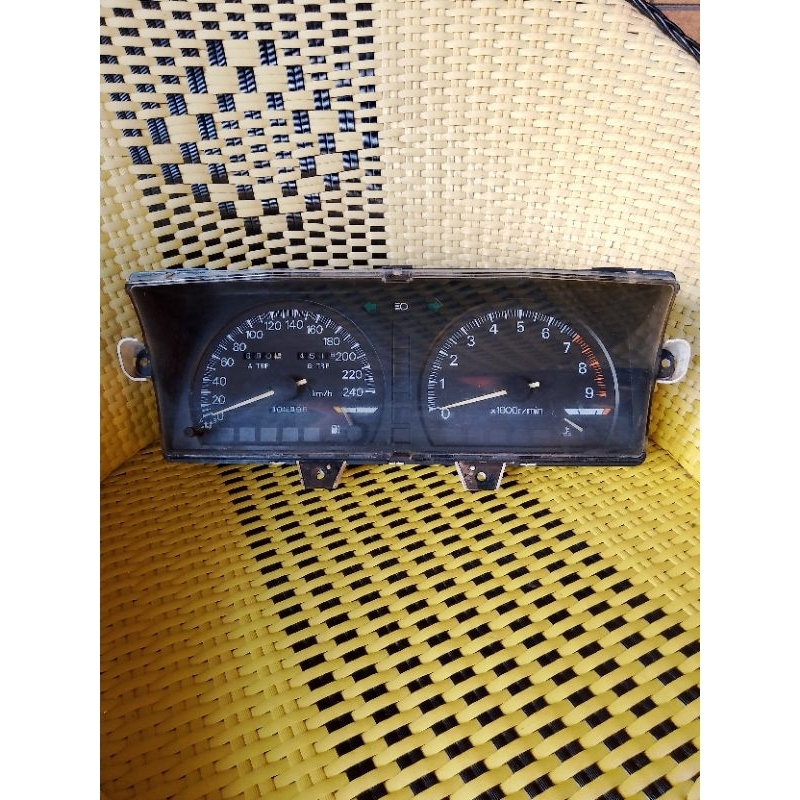 Speedometer Mitsubishi Eterna Dohc