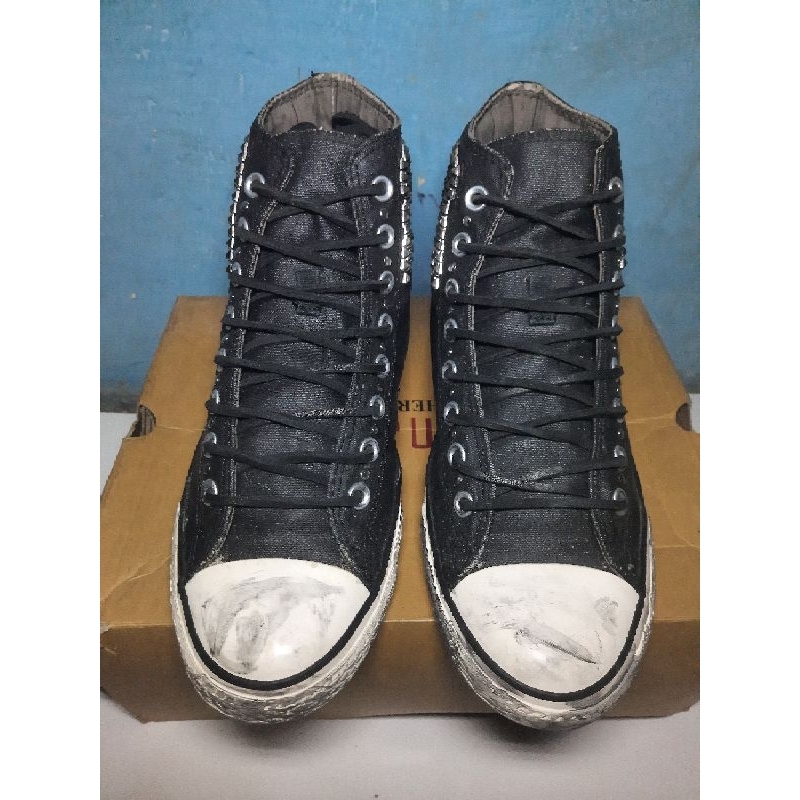 Converse x john varvatos