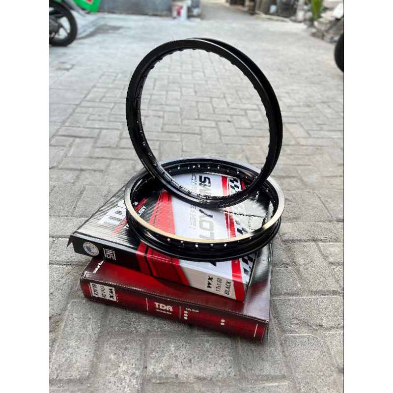 Velg TDR 160/185 Ring 17 Hitam/ Velg hitam Uk 160/185 R 17 TDR