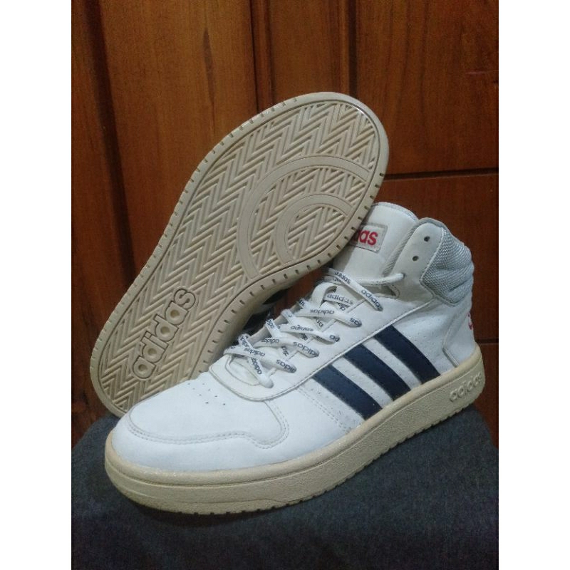 Adidas. 41½