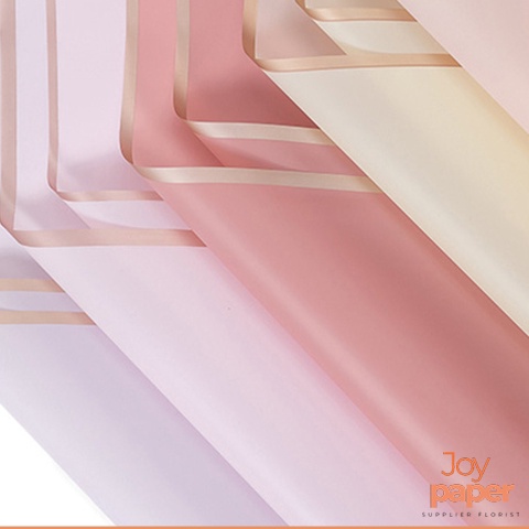 

Pasti Hemat 2 Lembar Kertas Buket Cellophane Frame Gold Flower Wrapping