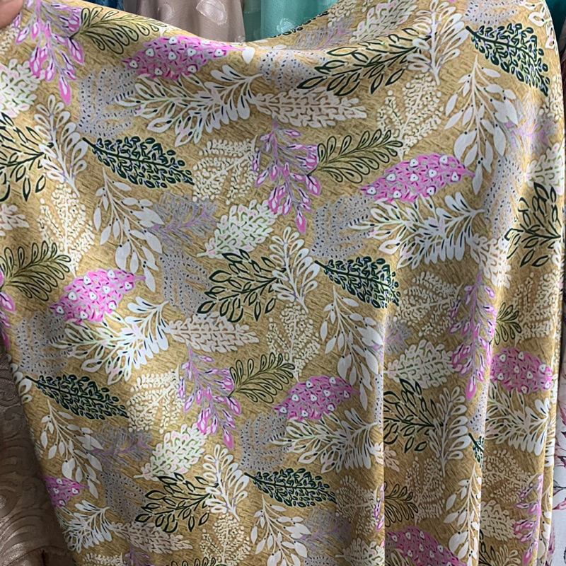 kain armany silk - kain armany silk motif - kain silk import - kain silk motif premium