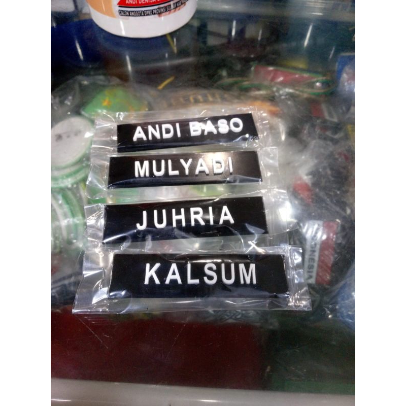 

NAMATAG DADA TIMBUL MAGNET/NAMA DADA DOFF HURUF TIMBUL /NAMATAG