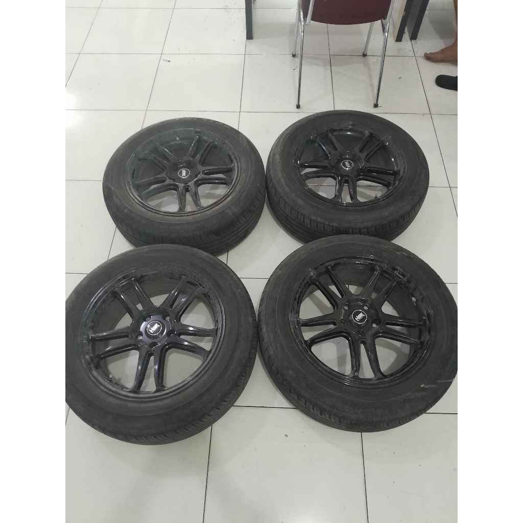 VELG MOBIL BEKAS HSR NX SPO 347 HSR R17X75 H5X114,3 ET45+BAN DUNLOP 215 60 R17 VELG UNTUK MOBIL HRV 
