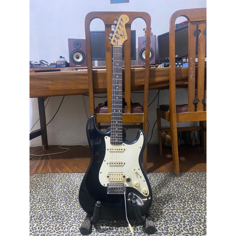 Squier Stratocaster California Series 2003 MIC HSS