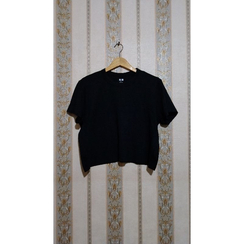 kaos uniqlo oversized