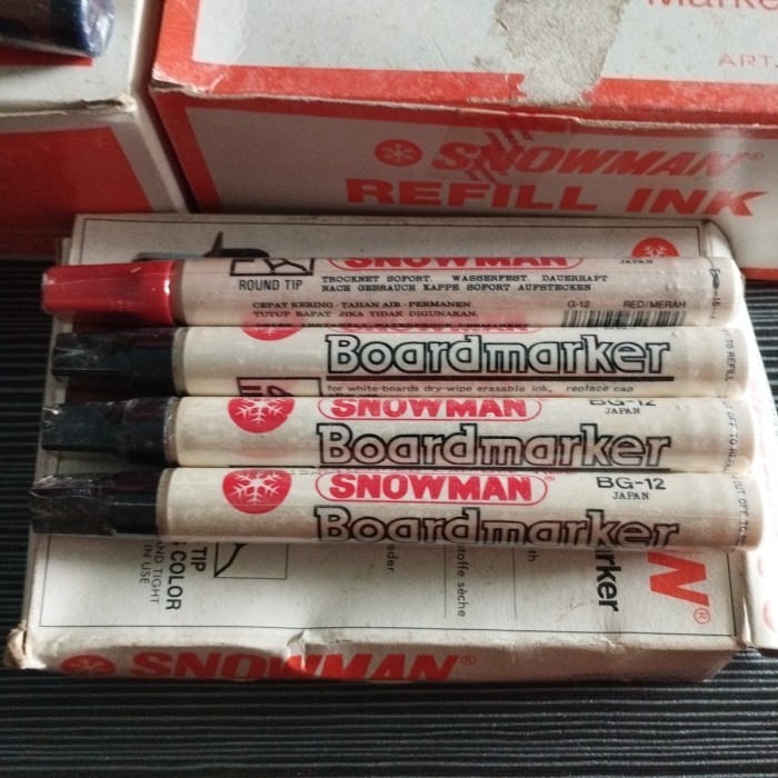 

Spidol merk Snowman for White board Marker, warna merah