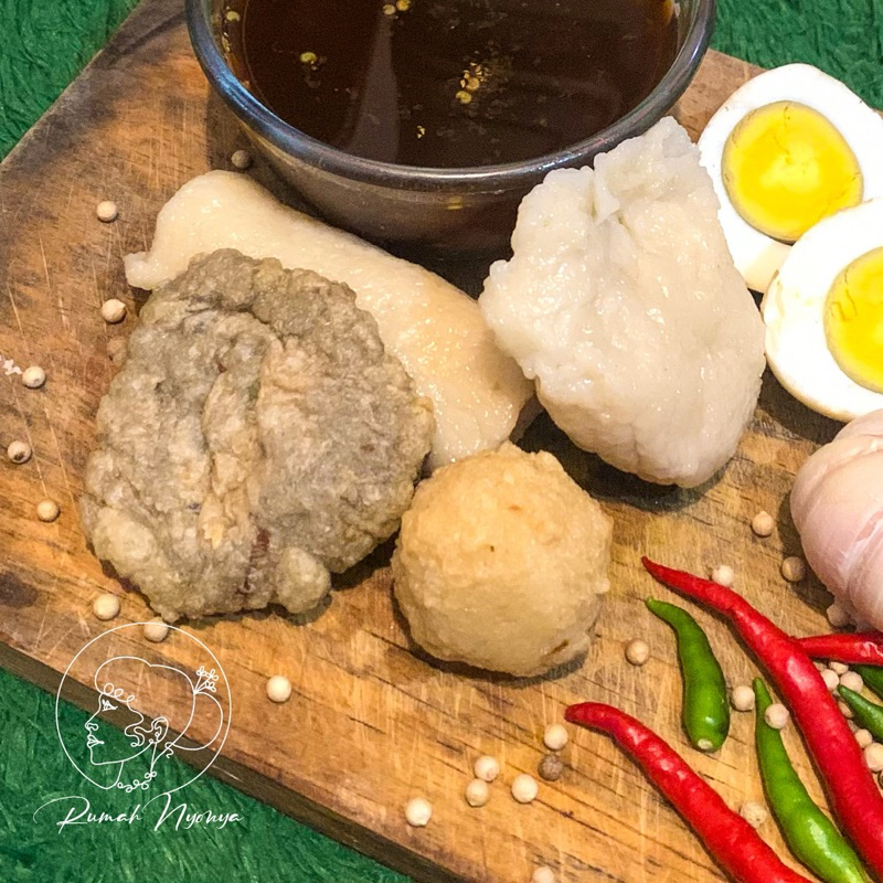 

PAKET PEMPEK ISI 5 RUMAH NYONYA KHAS PALEMBANG