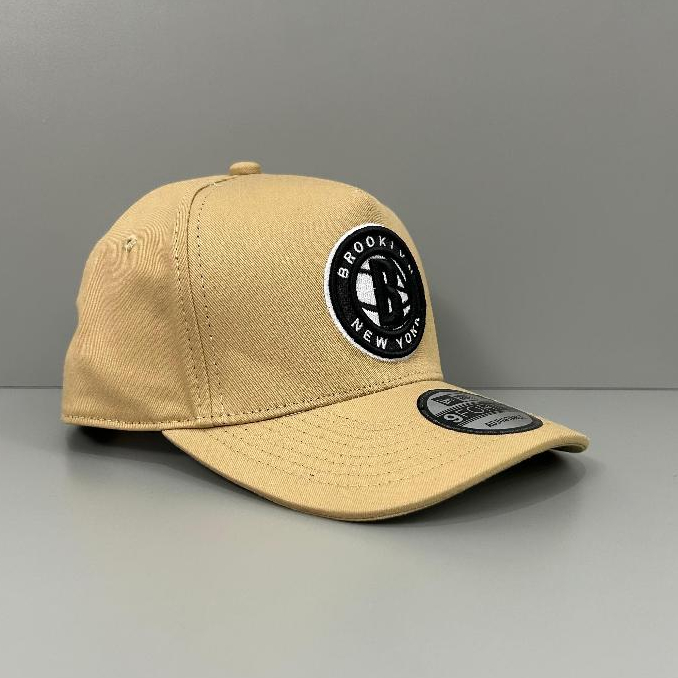 TOPI PRIA/TOPI BASEBALL BROKLIN CREAM BORDIR HITAM