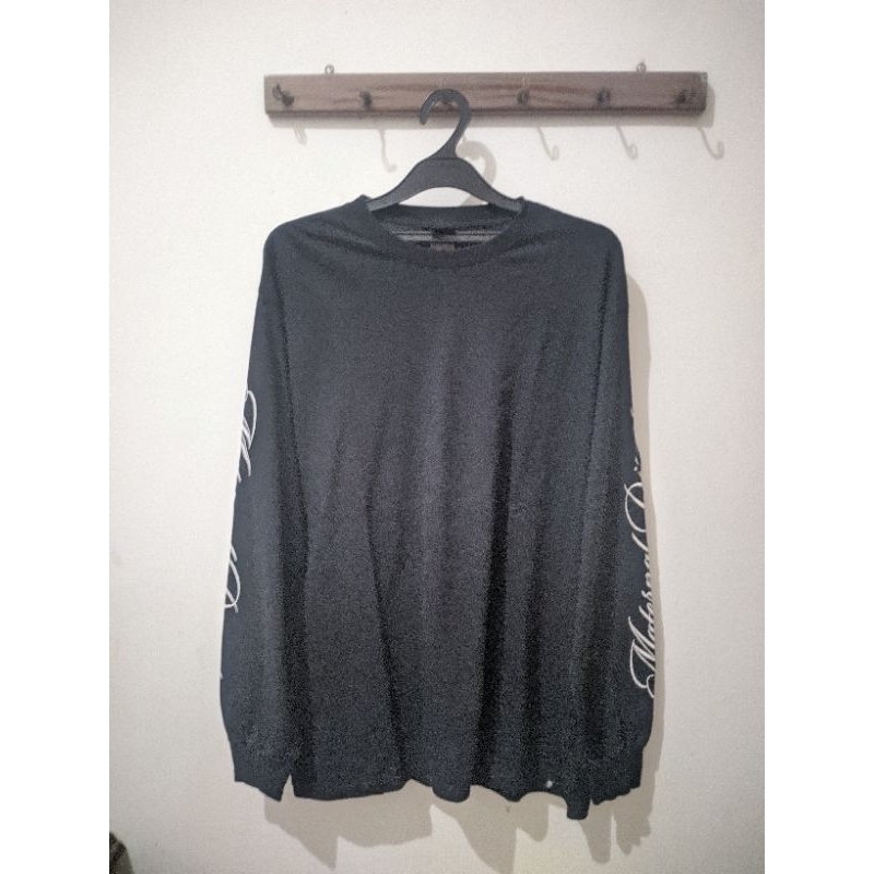 Kaos Maternal Hitam