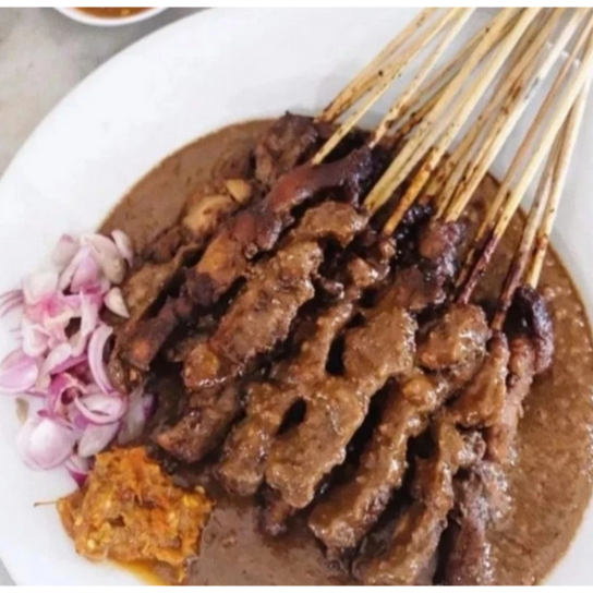 

Siap Makan Sate Ayam Madura Enak Polll