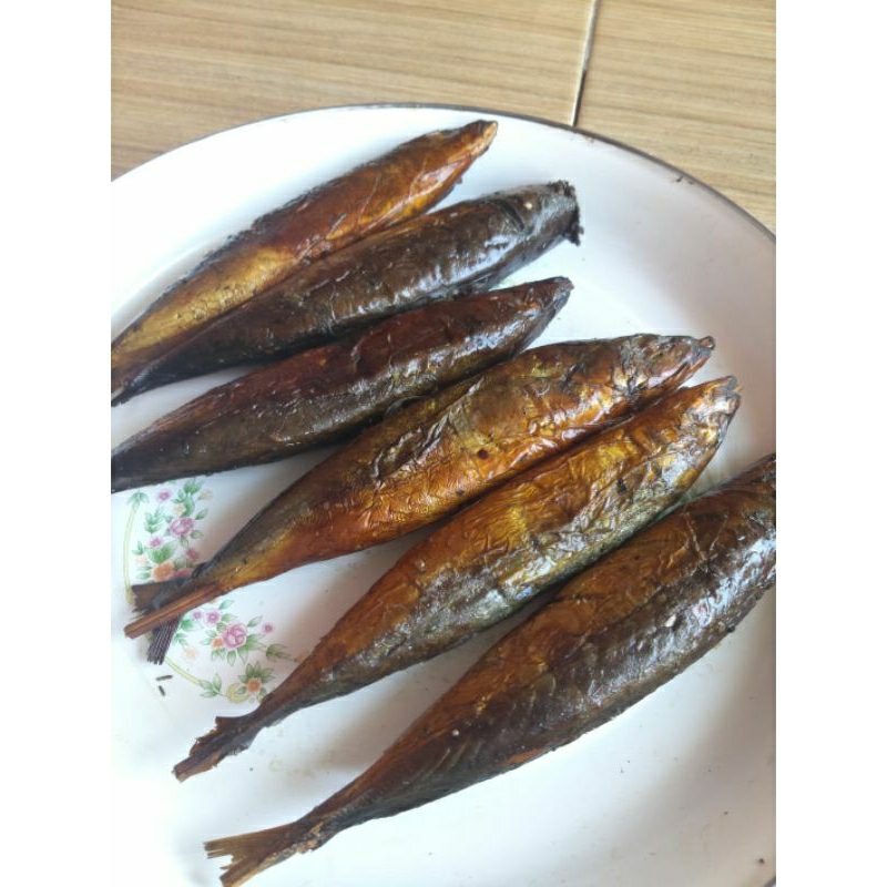 

ikan salem panggang 6 biji ( 40000 )