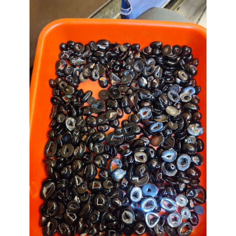 BATU LONSTUNE COMBONG HITAM