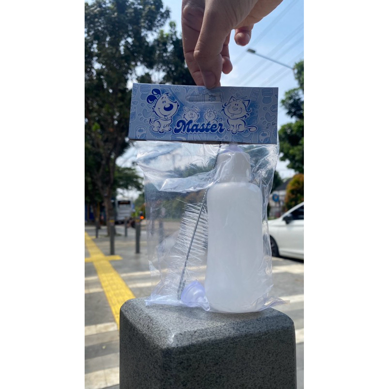 Botol susu Anak Bayi Kucing