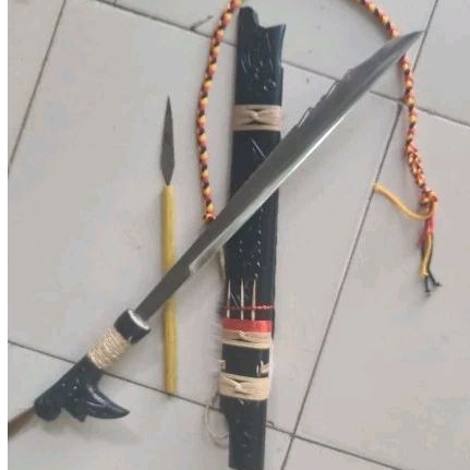 Mandau  khas Dayak kalimantan hitam Bilah polos