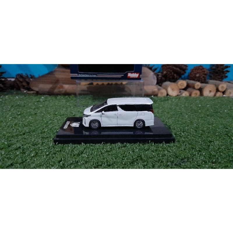 Diecast Miniatur Toyota Alphard Hobby Japan skala 1:64