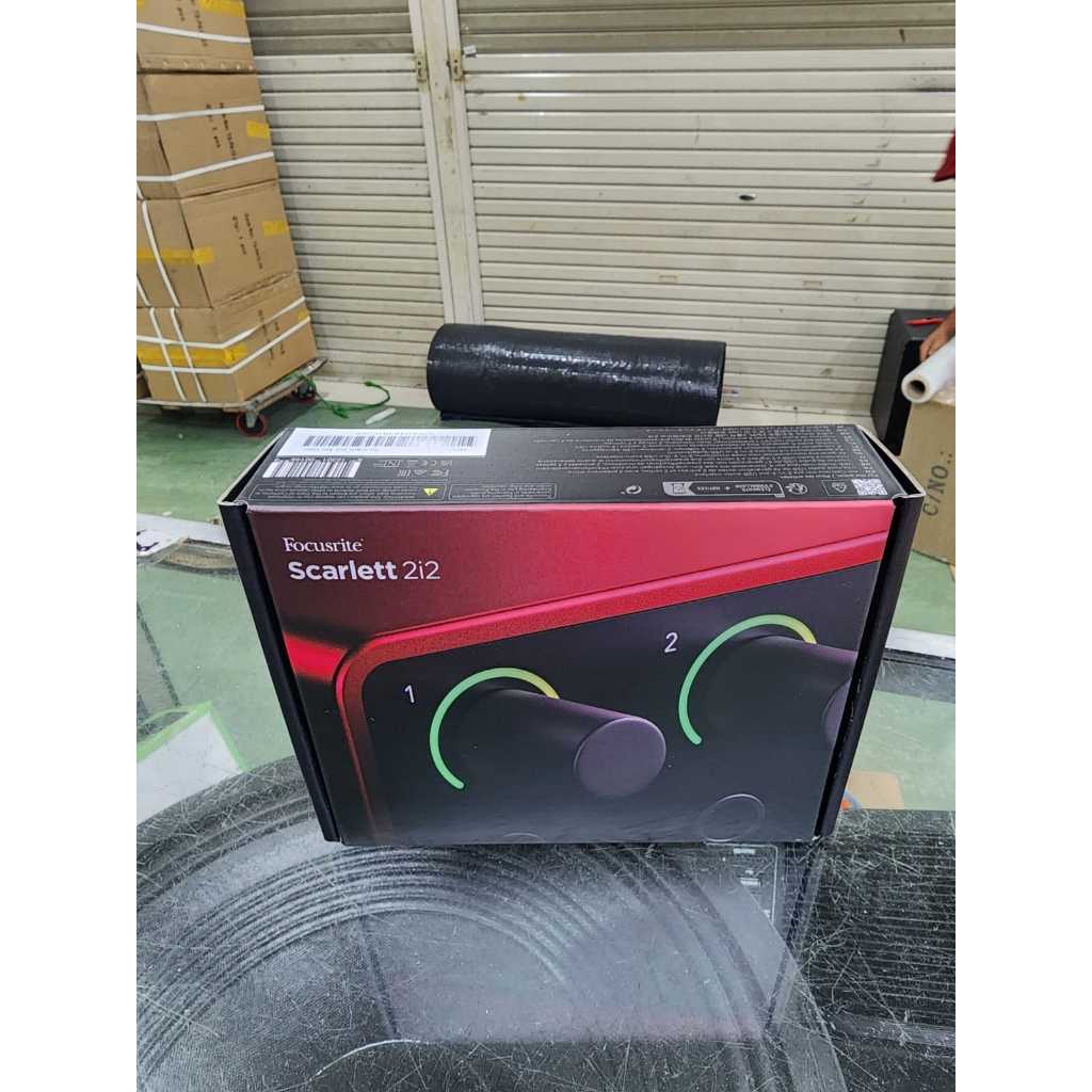 Focusrite Scarlett 2i2 4TH USB AUDIO INTERFACE SOUNDCARD NEW ORIGINAL