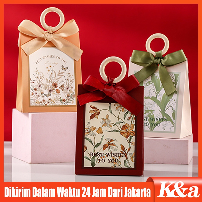 

Gift- Souvenir Box / Gift Box / Kotak Coklat / Hampers Wedding Birthday