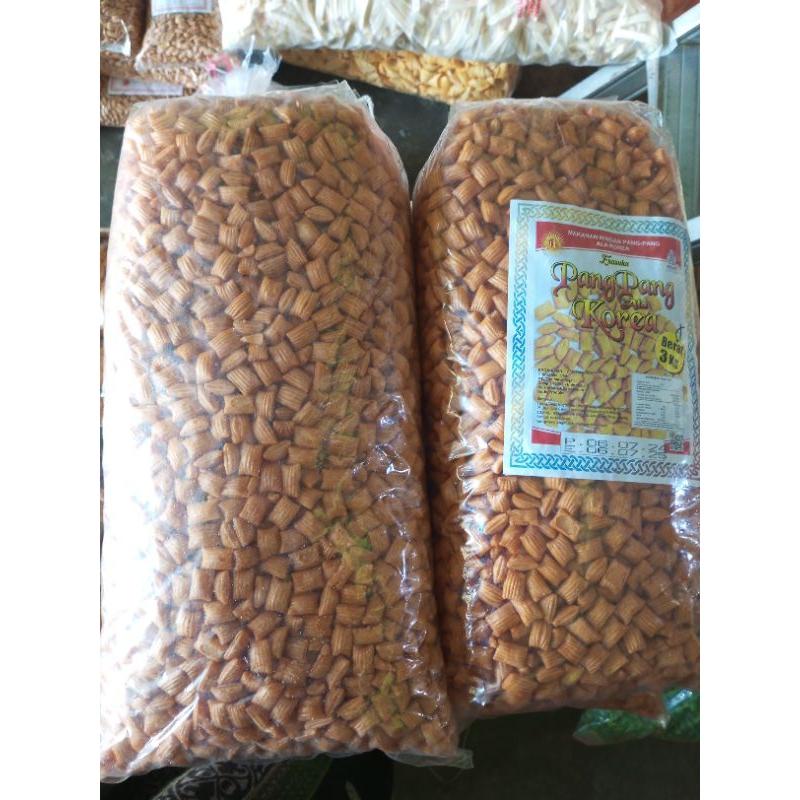 

1BAL BESAR KUE PANG PANG KOTAK MANIS