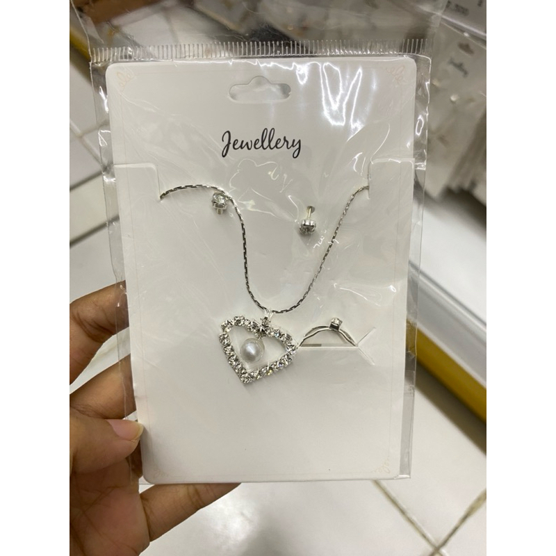 mr DIY SATU SET KALUNG DAN ANTING