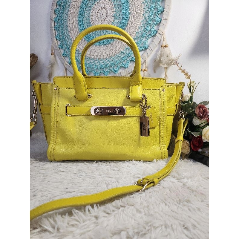 2nd tas bekas brand Coach Swager Warna Lemon