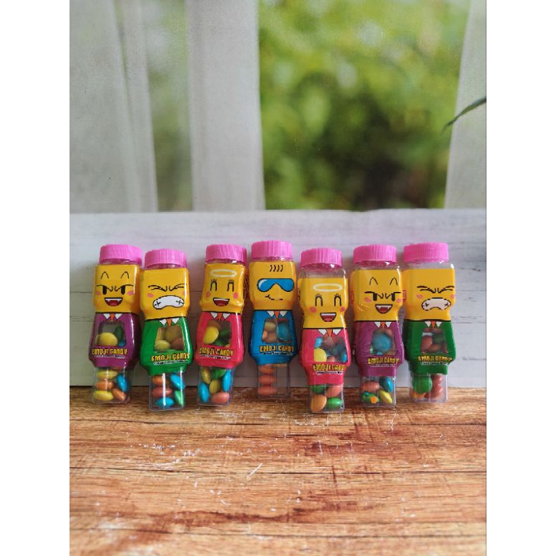 

(10 PCS) PERMEN COKLAT EMOJI