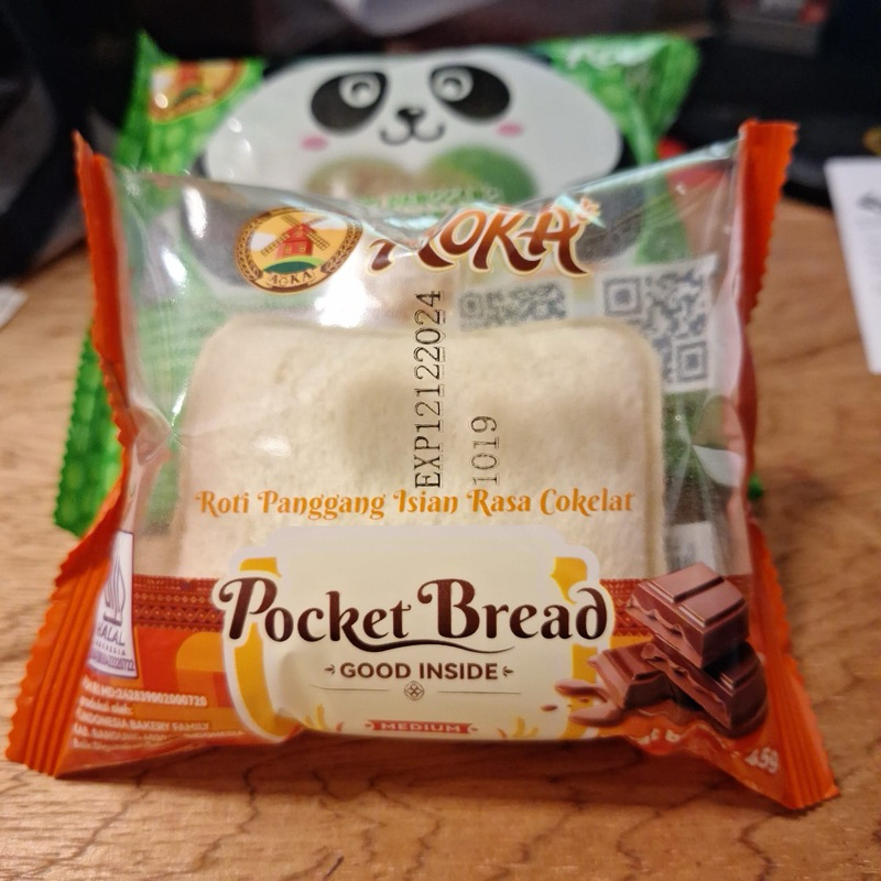 

AOKA Roti pocket Isian cokelat panggang 45gram