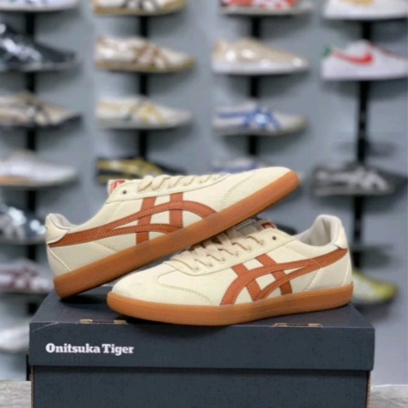 SEPATU ONITSUKA TOKUTEN CREM BROWN TAN SEPATU ONITSUKA ORIGINAL