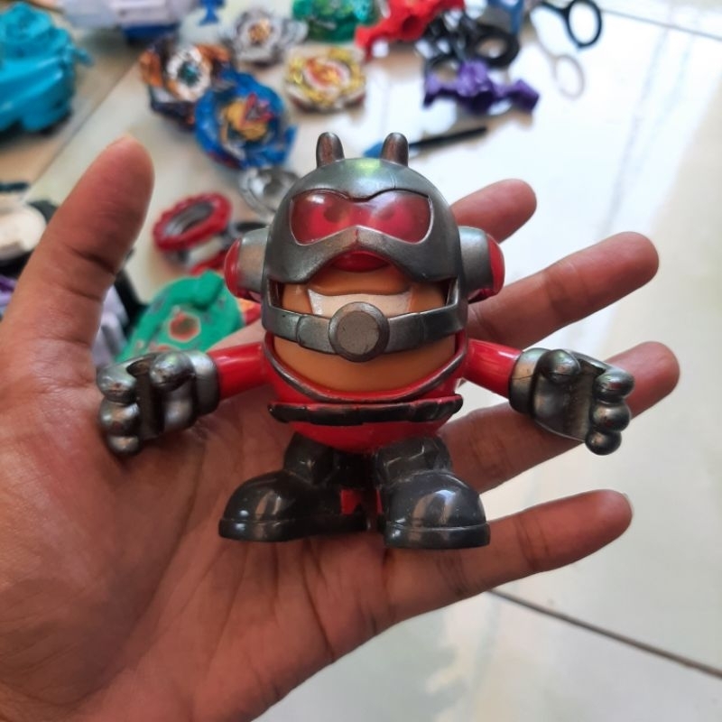Mainan / figure dikolekai mr potato marvel ant man