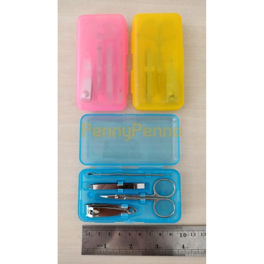 

Paket Manicure Set 4 in 1 Gunting Kuku Pinset Korek Kuping Set Kualitas Bagus