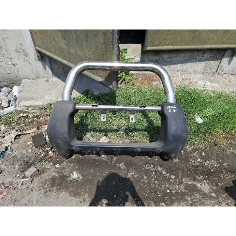 Tanduk Depan Nissan Xtrail T30 Original