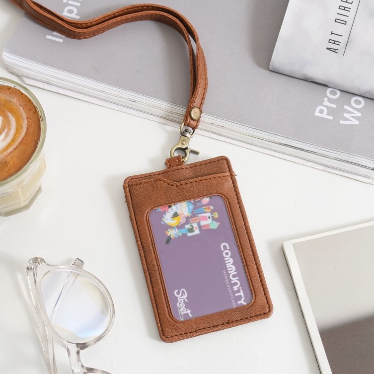 

KODE K9F4 ID CARD HOLDERNAMETAGLANYARDFREEGRAVIRELOF