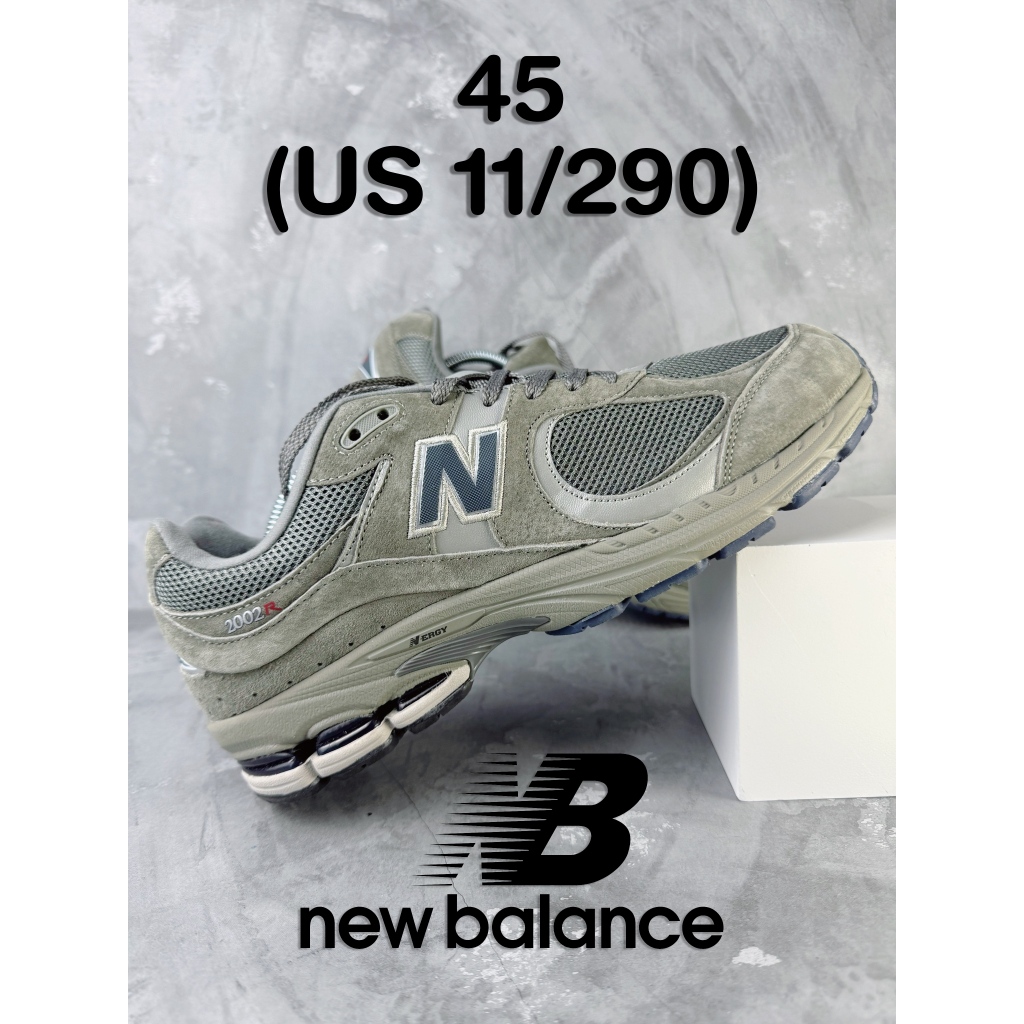 (Second/Preloved) New Balance 2002R