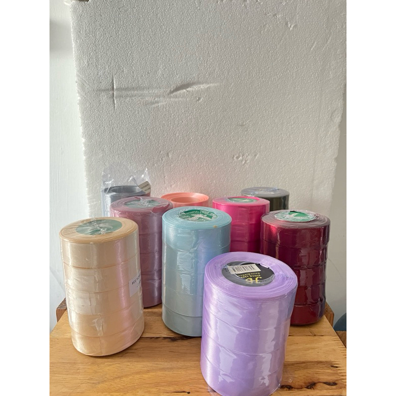 

Pita satin (1 inch roll)
