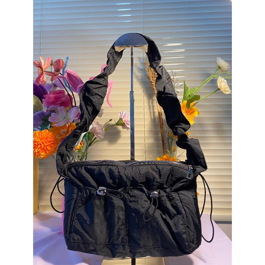 VIVIENNE Sling Bag Tas Selempang Bahu Simple Wanita Shoulder Bag Lucu Remaja Korean Style Chikoisme