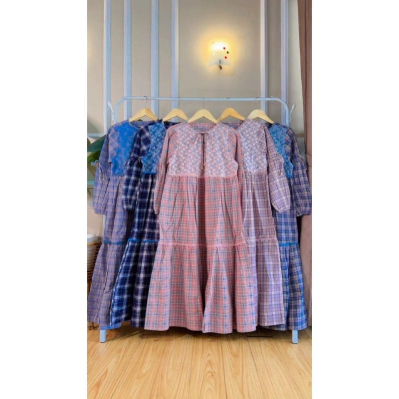 Salvina Midi Dress