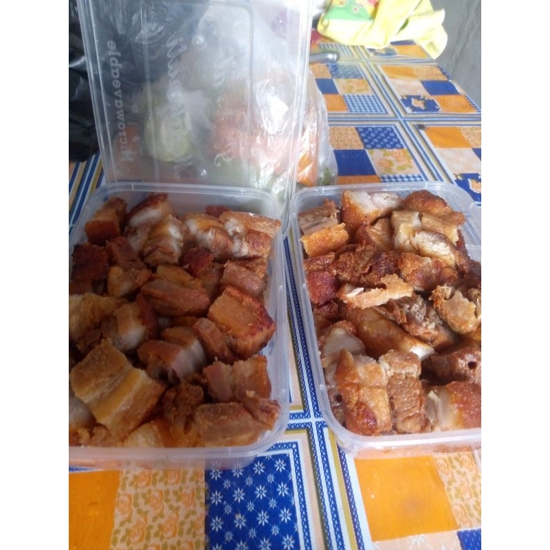 

Babi Panggang Siobak