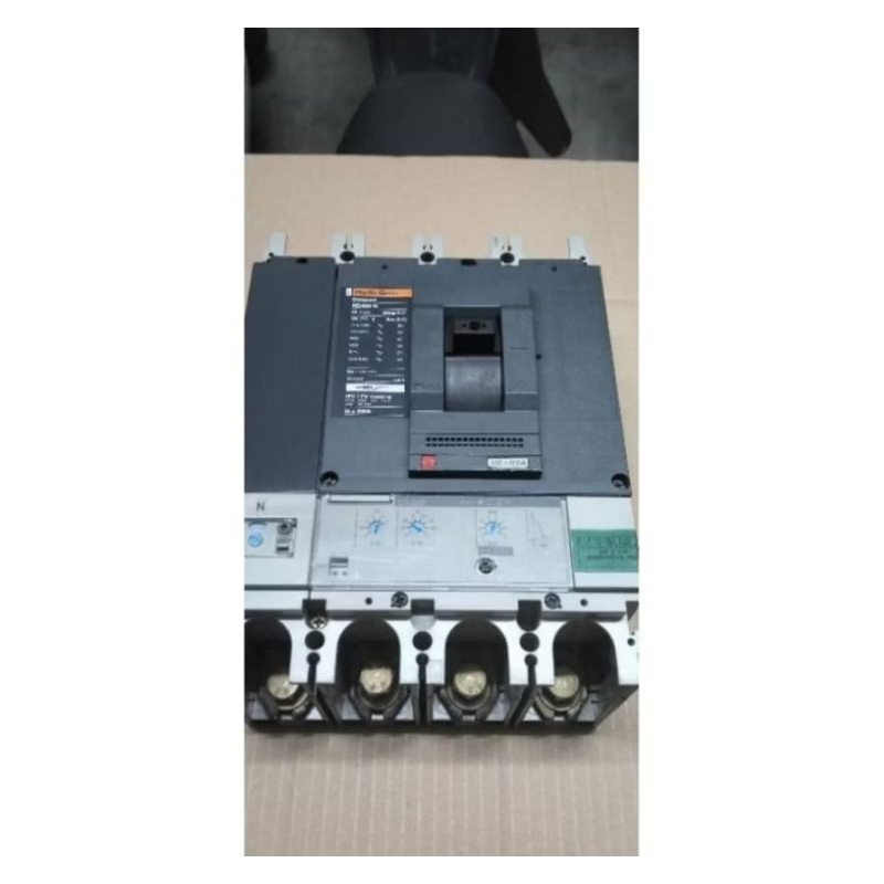 Mccb breaker NS400N AP 400A Merlin Gerin original