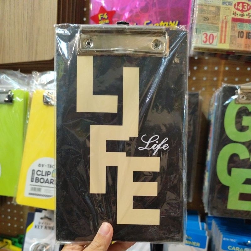 

CLIPBOARD KECIL WARNA HITAM UKURAN A5