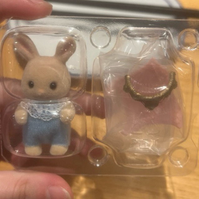 sylvanian families rabbit blind bag sealed
