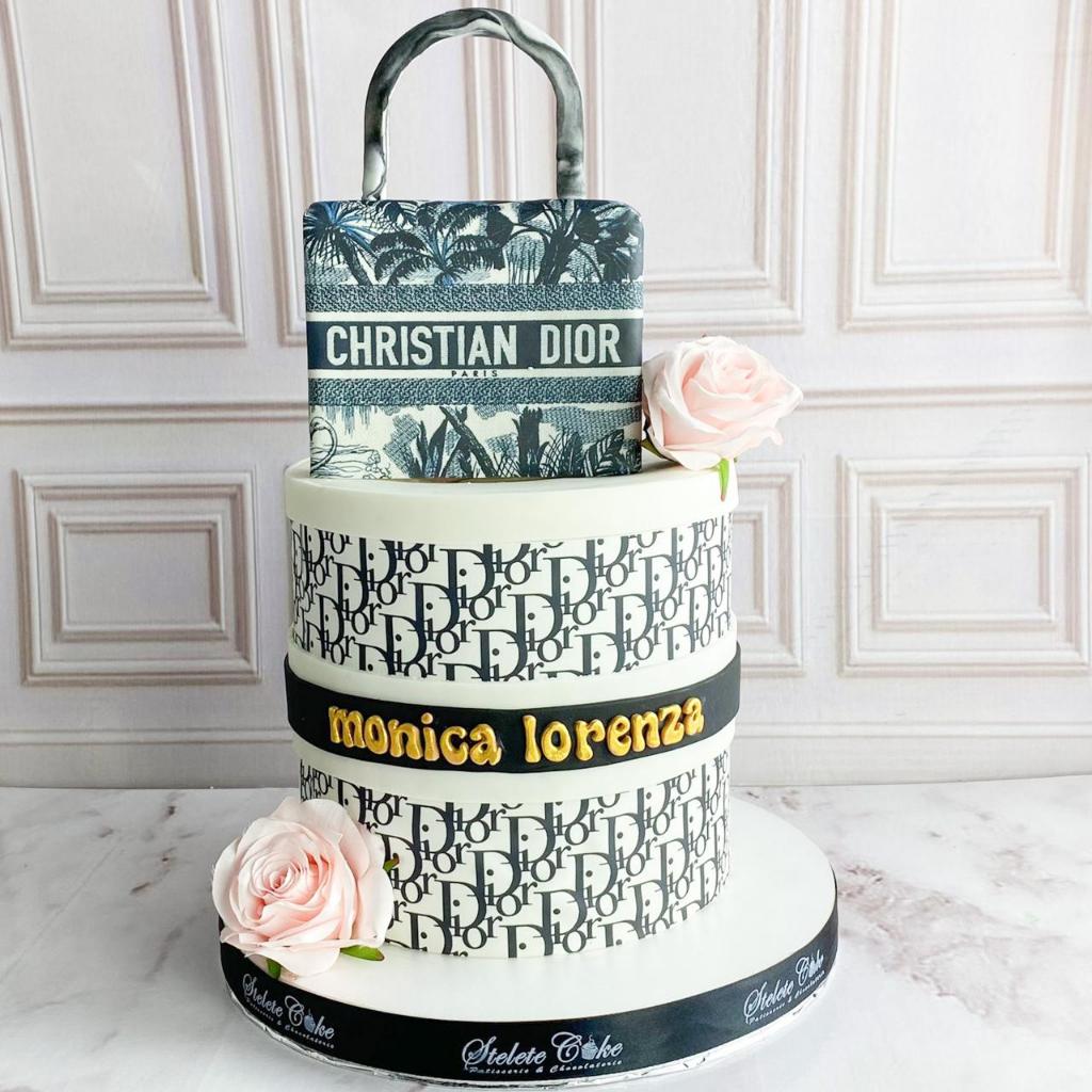 

Kue Ulang Tahun/Birthday Cake/Kue Ultah Tema Dior/Dior/Dior Cake