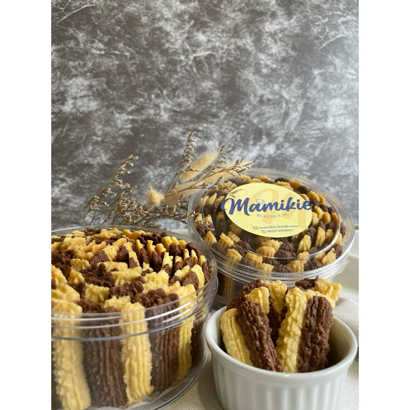 

KUE SEMPRIT / kue kering