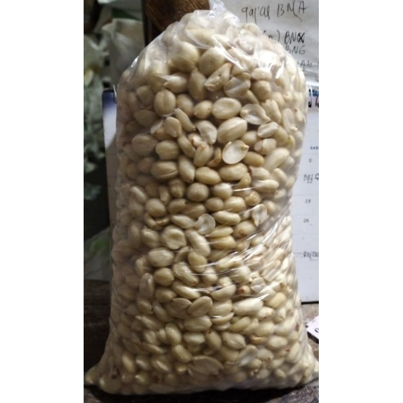 

KACANG TANAH KUPAS 1KG