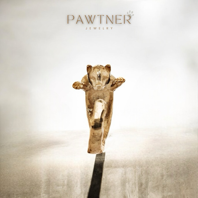 “Pawseries” Golden Paw Ring