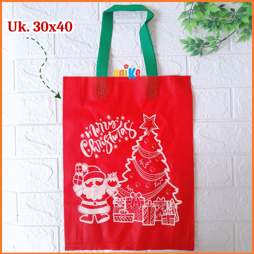 

Tas Press HLS Natal 30x40x8 Tas Hampers Natal Merry Christmas Goodiebag Natal Untuk Souvenir