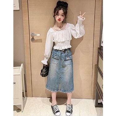 SETELAN ROK ANAK CEWEK IMPORT 6-13 TAHUN BLOUSE PUTIH SABRINA KERUT LENGAN PANJANG ROK DENIM SPAN