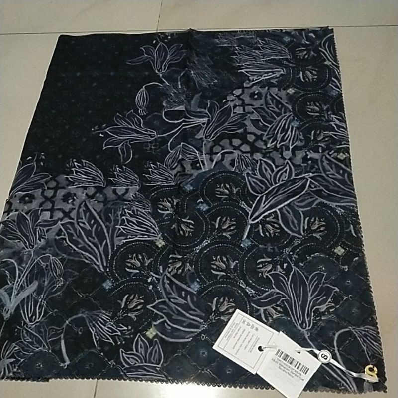 buttonscarves as is Maharani navy