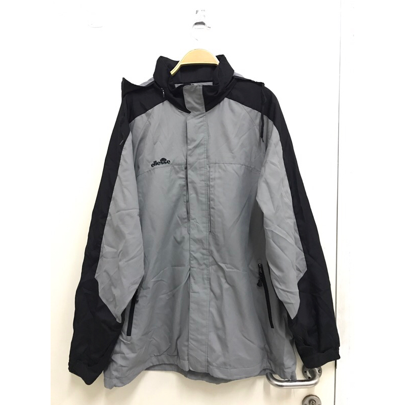 "PRELOVE" Jacket Outdoor Tebal Pria Wanita Ellesse Italy Original